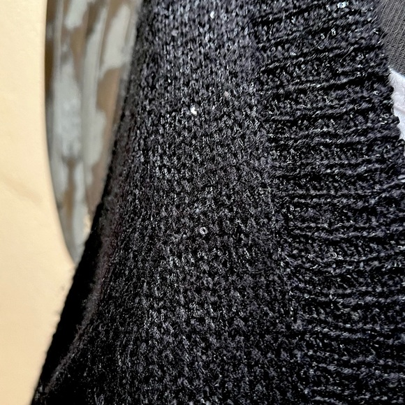 Bolero Style shrug sweater Black with a light smattering of Sparkling sequins - Picture 3 of 9